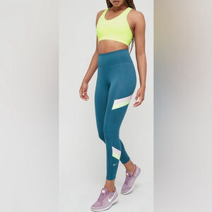 NIKE One Mid Rise 7/8 Color-Block Striped Leggings